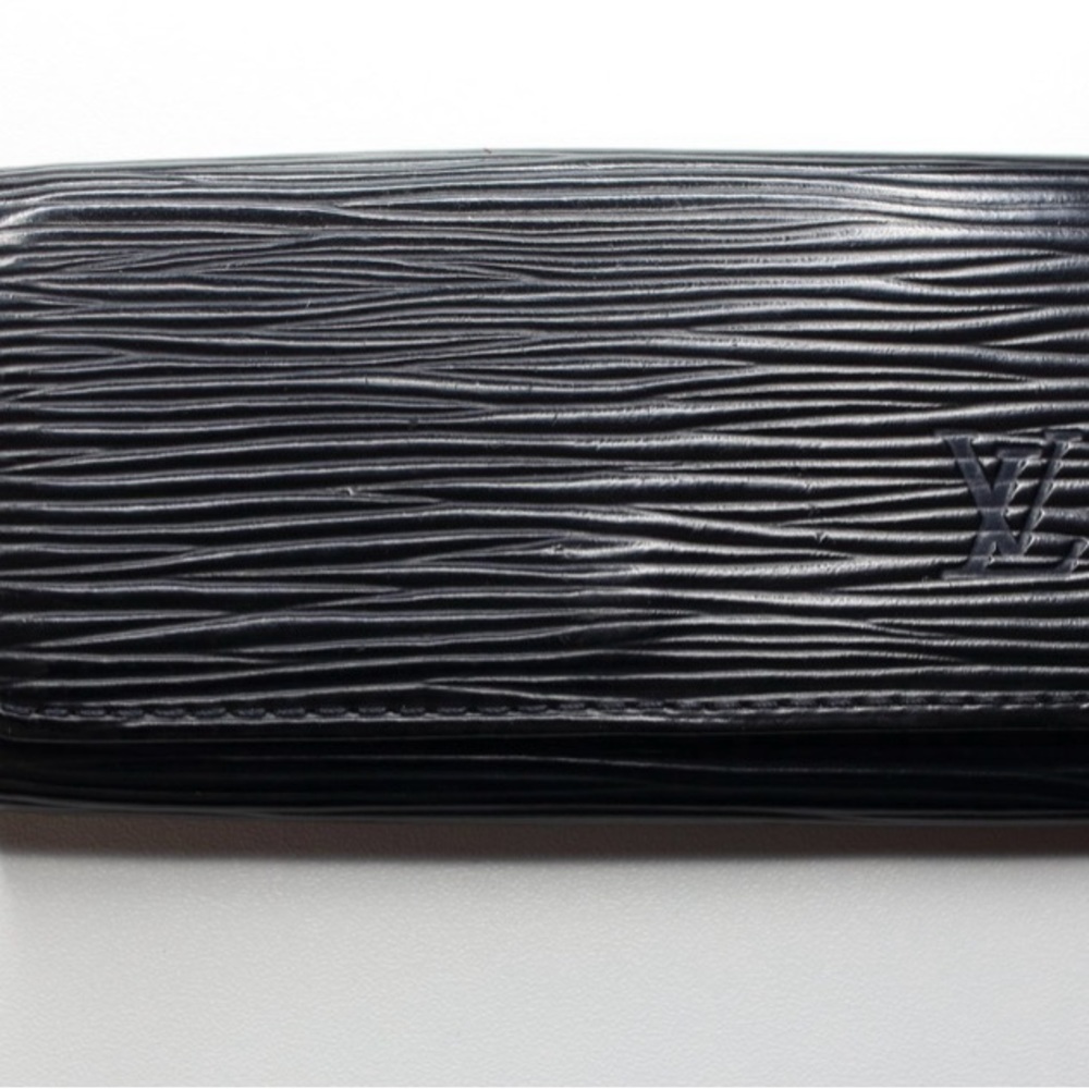LOUIS VUITTON Pochette Cles Epi Key Chain Purse Case M63805 Black Leather